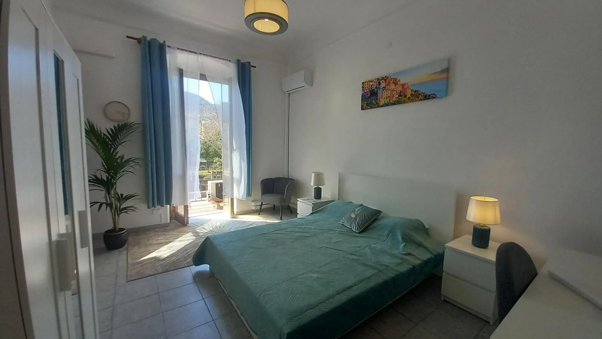 Tora Apartment La Spezia 0*,