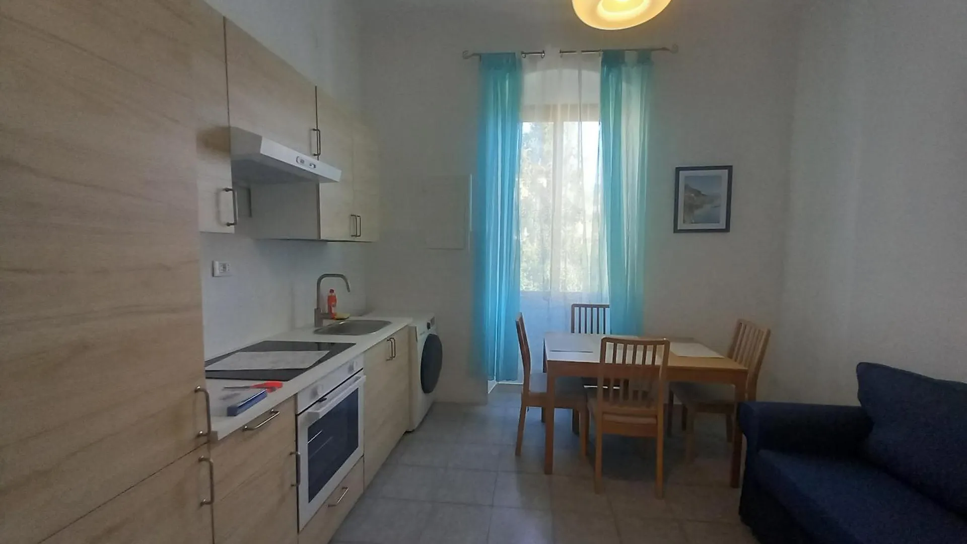 Tora Apartment La Spezia 0*,